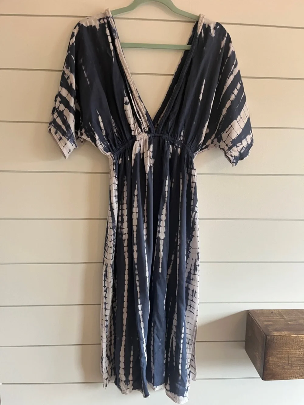 Raviya Navy & White Tie-Dye V-Neck Midi Dress Coverup NWT Size Small